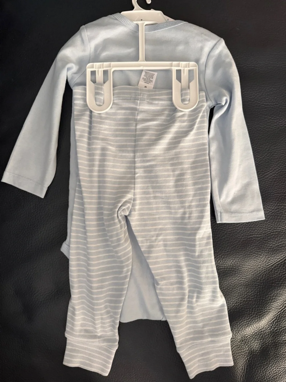 9 Months Carter’s Infant Bodysuit Pants Baby Blue Dinosaur Every Bunny Loves Me